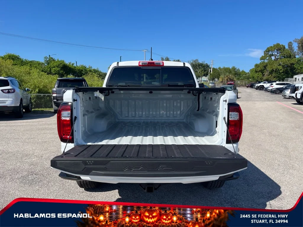 New 2026 Summit White GMC Elevation image 16