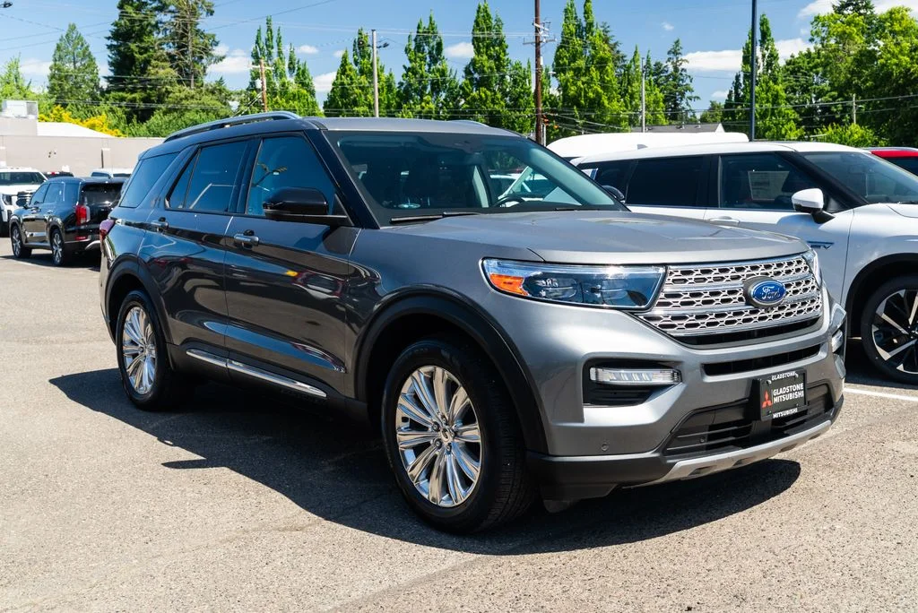 Used 2021 Gray Ford Limited image 1