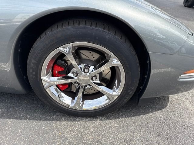 Used 2004 Gray Chevrolet Base image 3
