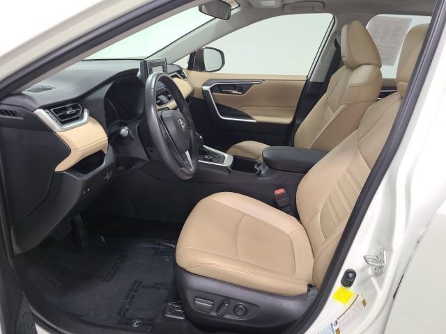 Certified Used 2022 Blizzard Pearl Toyota Hybrid XLE Premium image 19