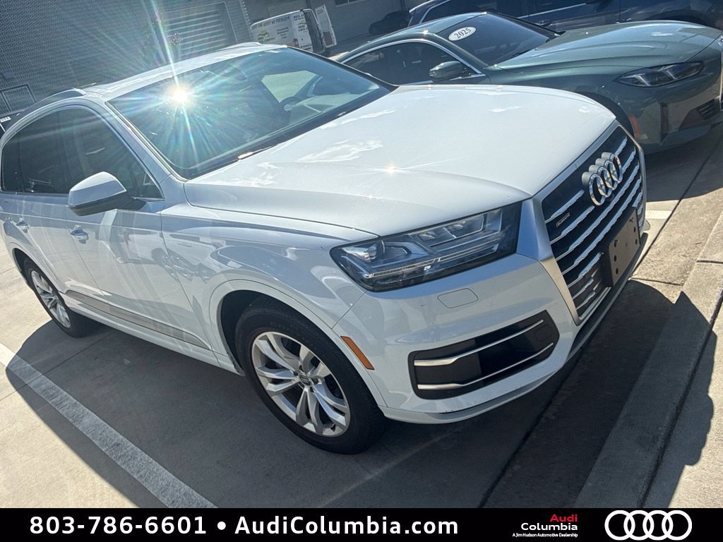 Used 2019  Audi 55 Premium Plus image 1