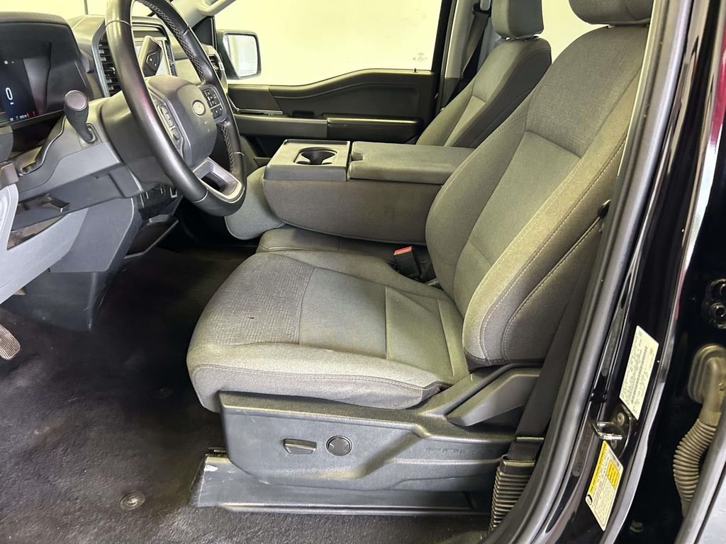 Used 2025 Black Ford XLT image 16
