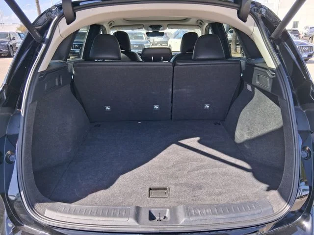 Used 2025 Black INFINITI LUXE image 6