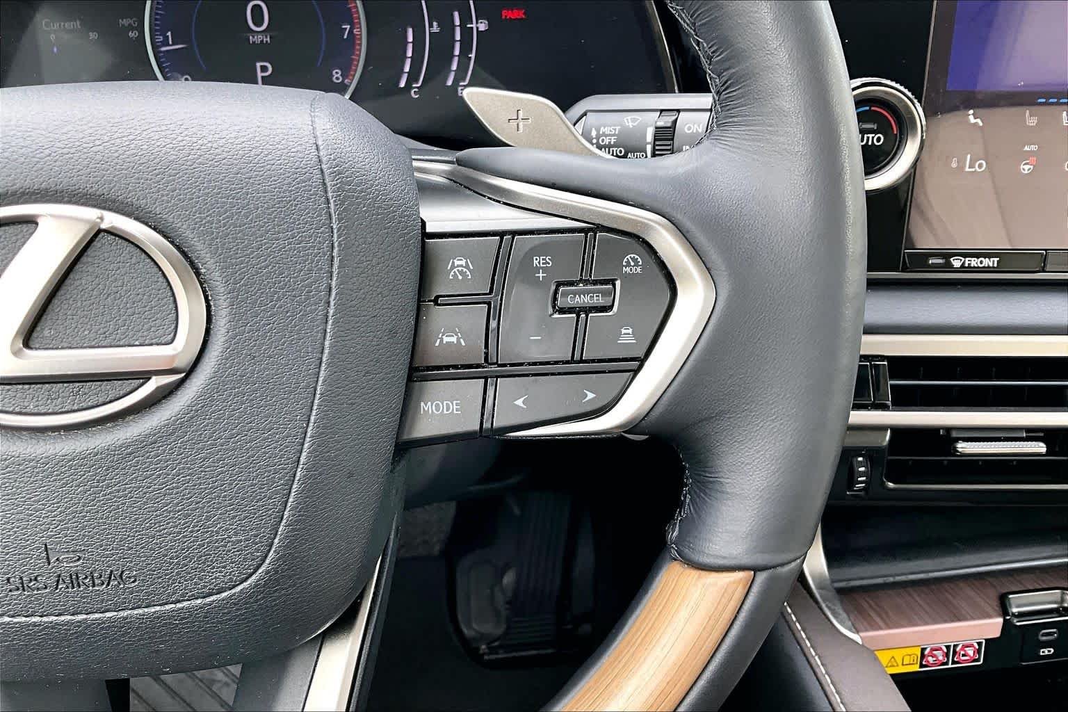 Used 2023 Eminent White Pearl Lexus Premium image 23
