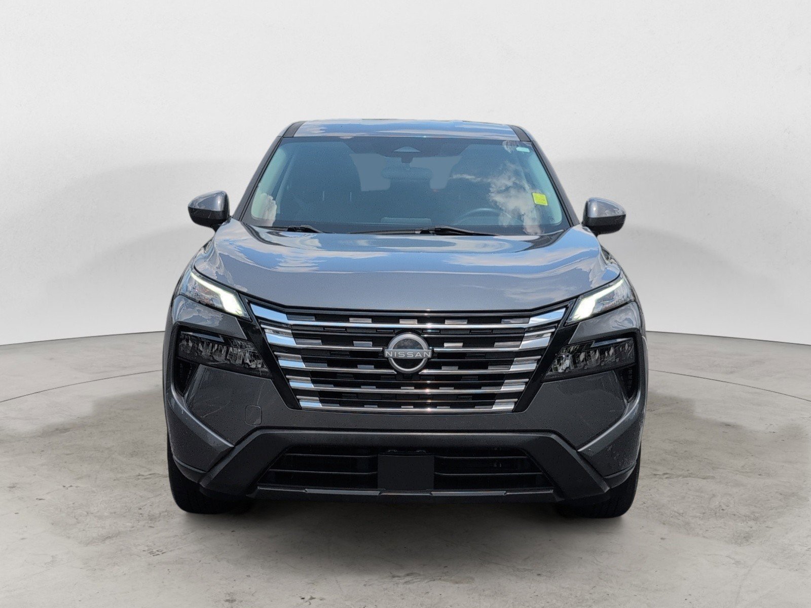 Used 2024 Gun Metallic Nissan SV image 7