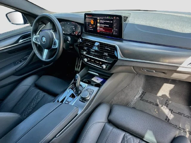 Used 2023 Black BMW 530i image 29