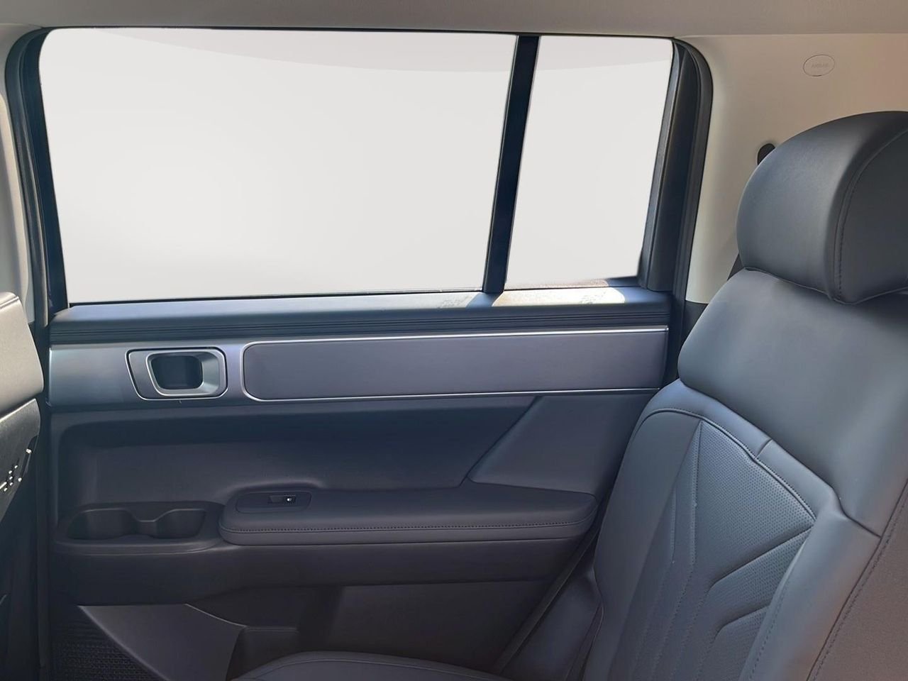 New 2026 Atlantis Blue Hyundai SEL AWD image 42