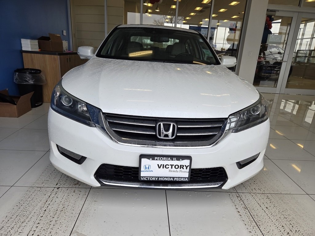 Used 2014 Honda Accord EX-L with VIN 1HGCR2F82EA070503 for sale in Peoria, IL