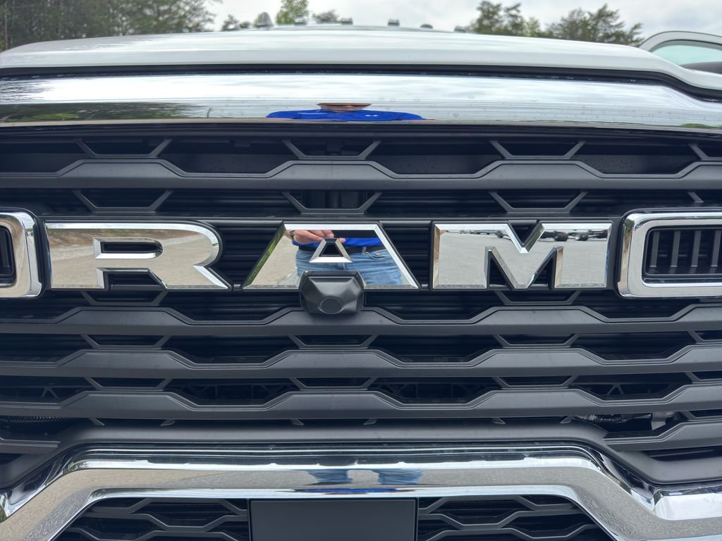 New 2026 Bright White Clear-Coat Exterior Paint RAM Tradesman image 30