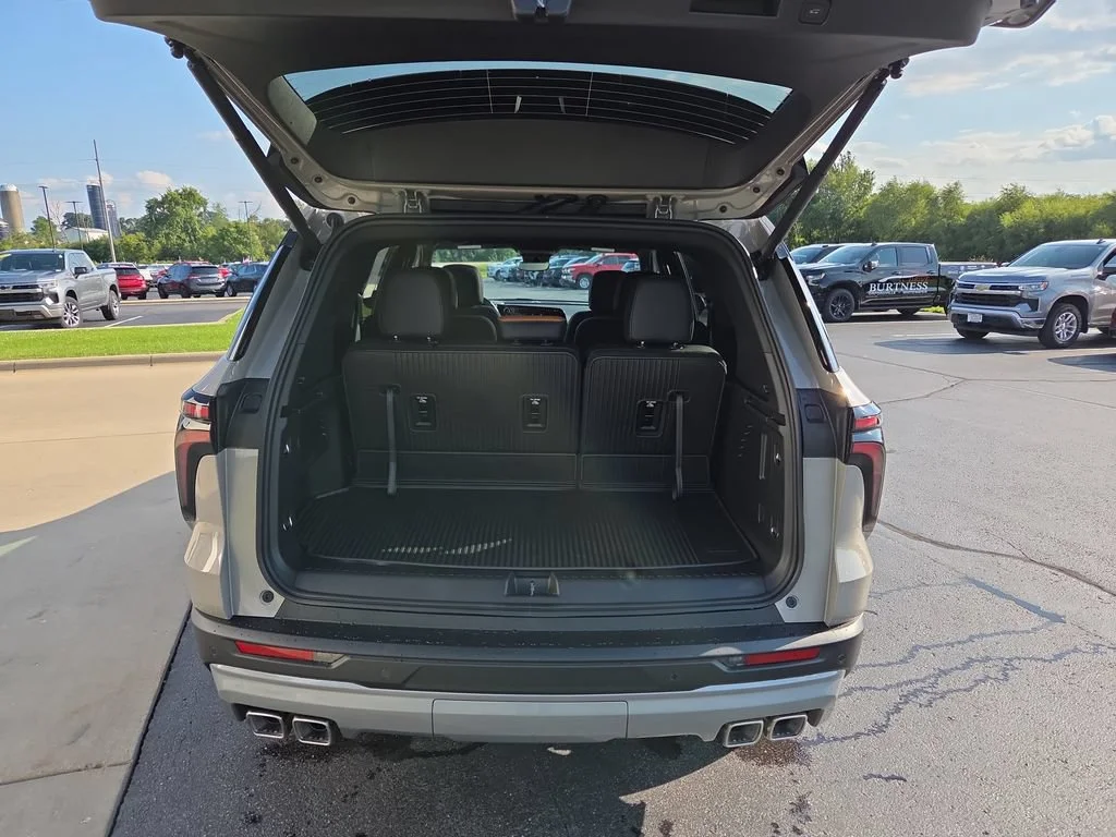 New 2027 Sandstone Gray Chevrolet Z71 image 29