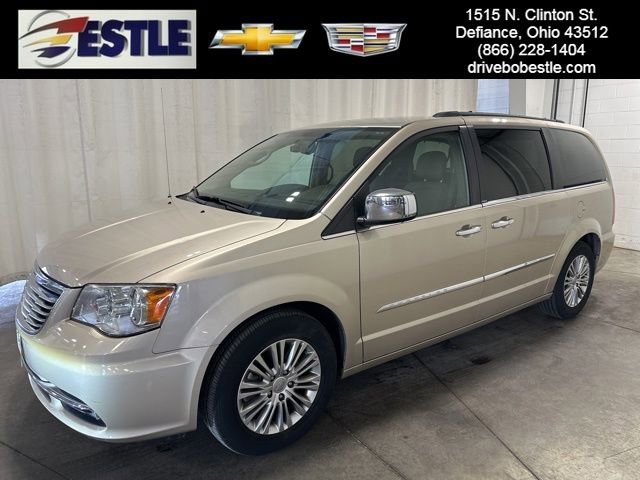 2013 Chrysler Town & Country Touring-L