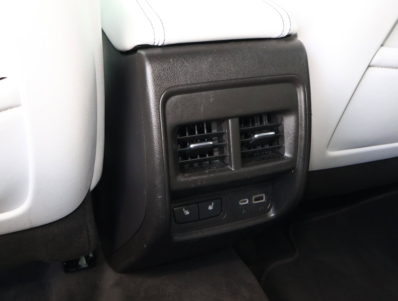 Used 2024 Crystal White Tricoat Cadillac Sport image 17