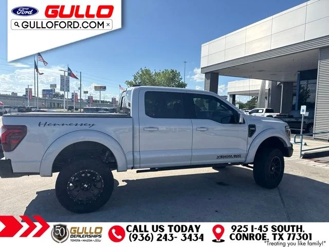 Used 2025 White Metallic Ford Lariat image 5