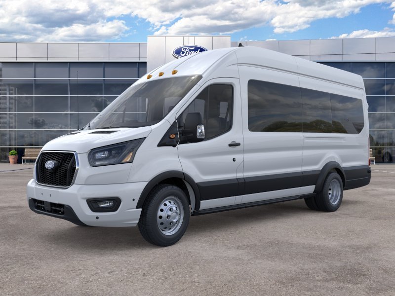 New 2026 Oxford White Ford Passenger Van XLT image 1