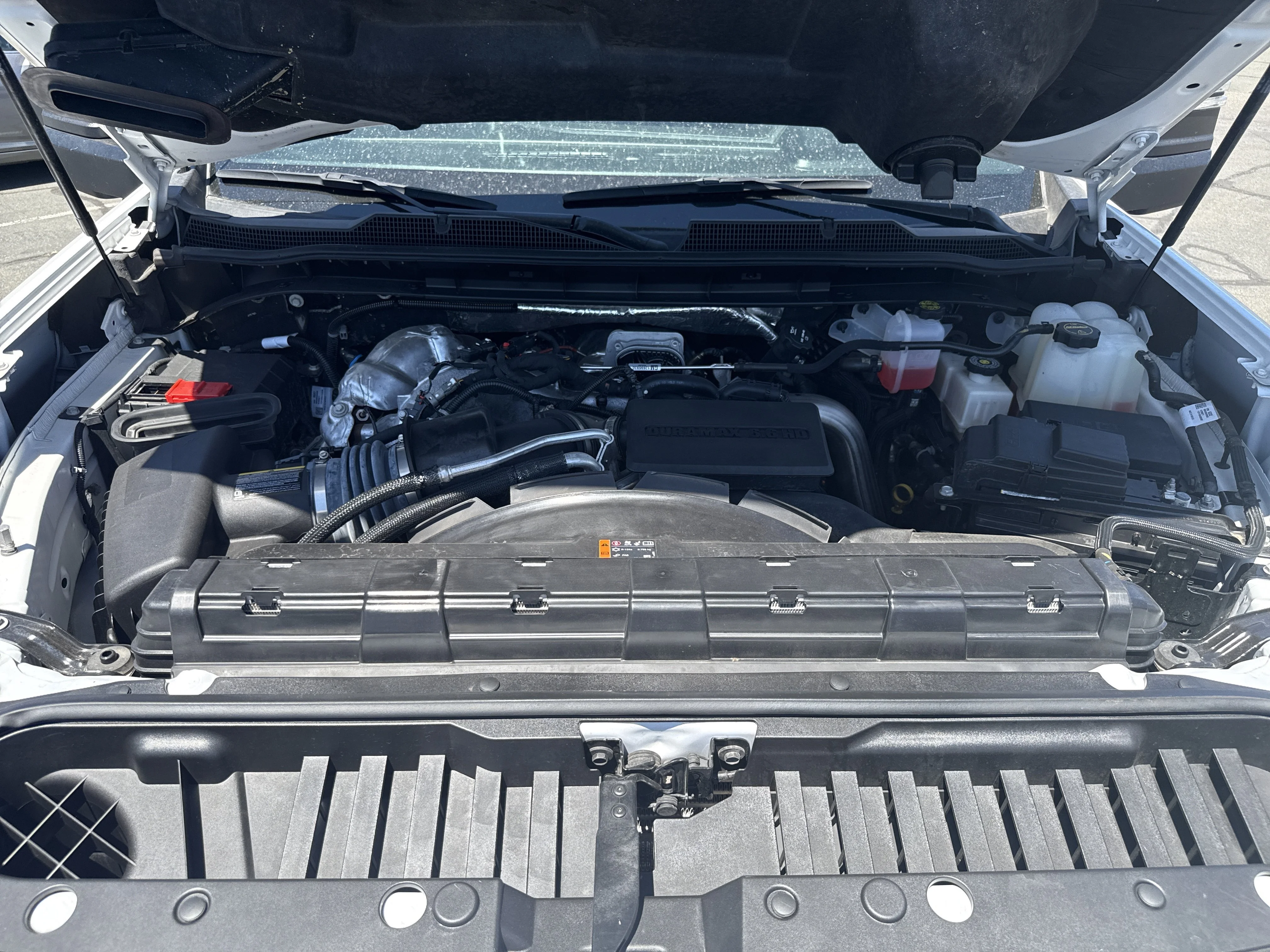 Used 2024 Summit White Chevrolet LT image 19