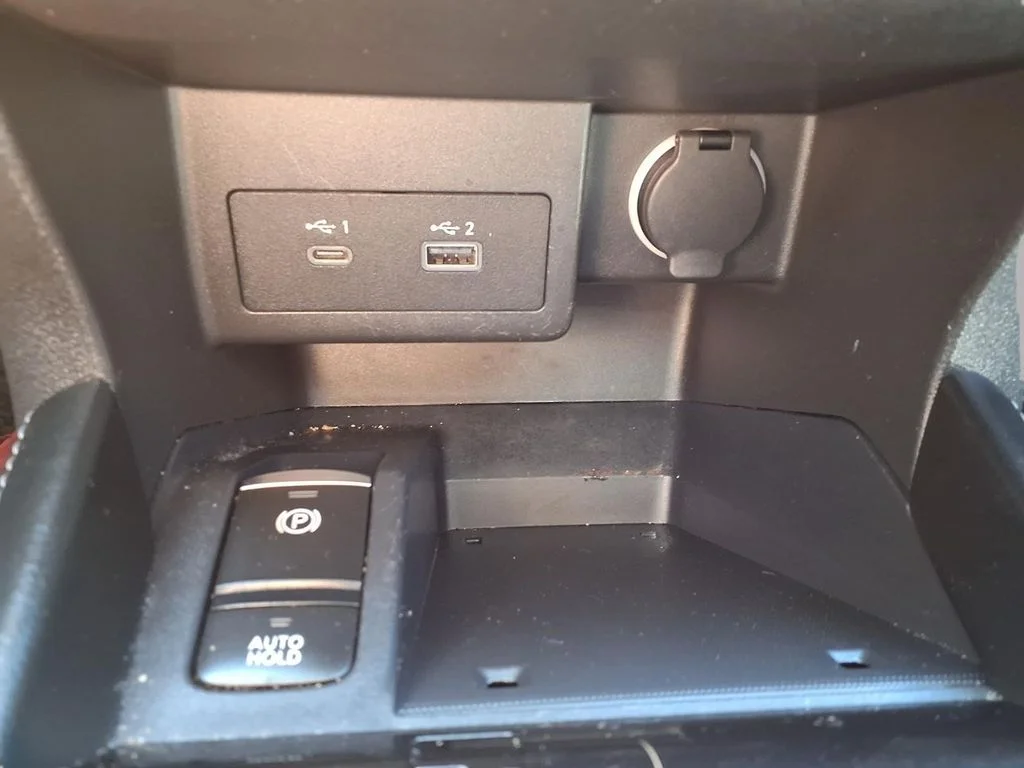 Used 2023 Black Nissan SR image 9