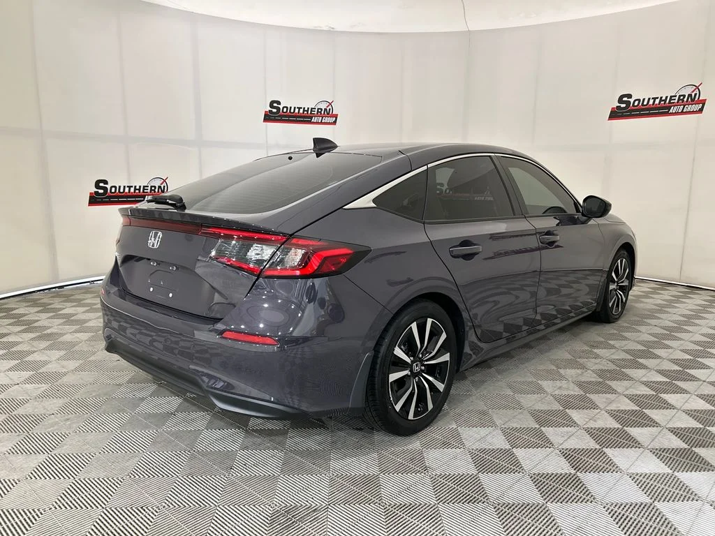 Used 2024 Beige Honda EX-L image 5
