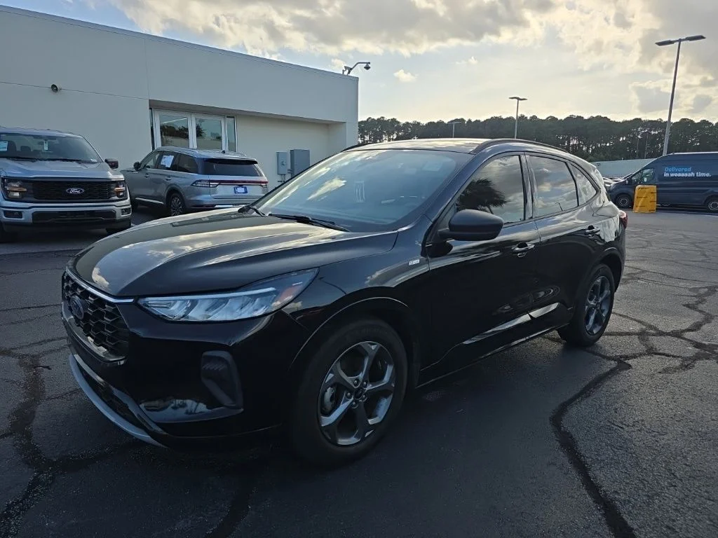 Used 2023 Black Ford ST-Line image 2