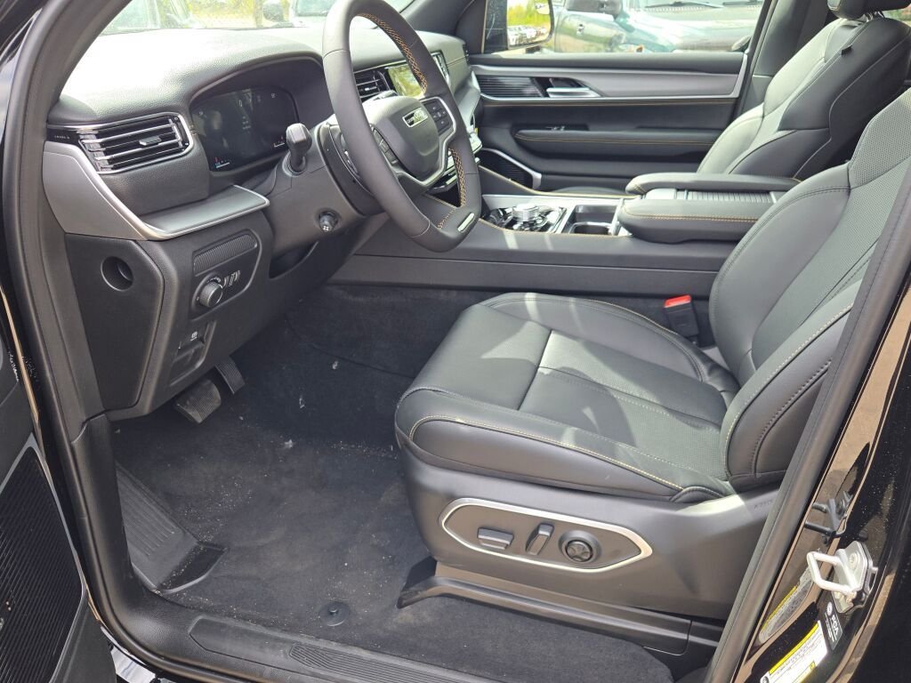 New 2026 High Gloss Black Exterior Paint Jeep  image 22