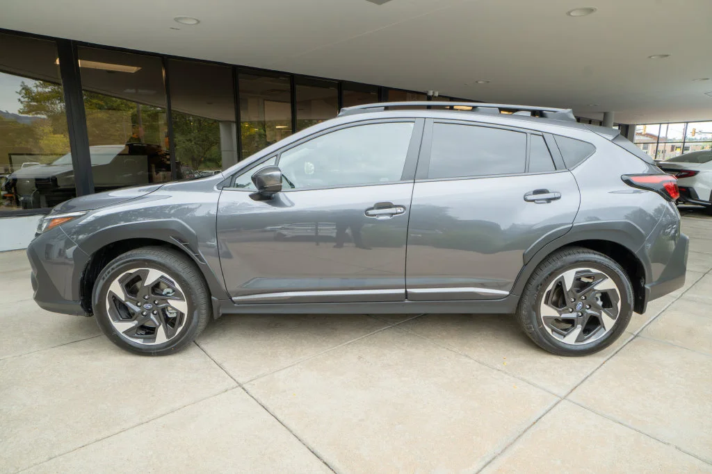 Used 2025 Gray Subaru Limited image 4