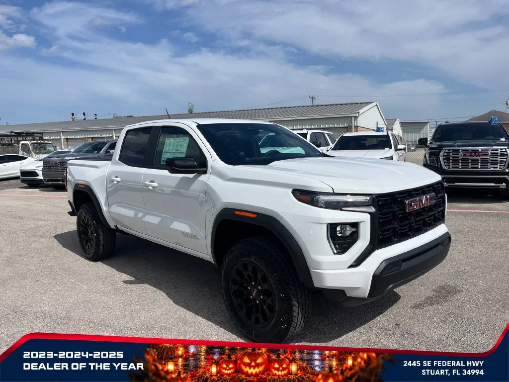 New 2026 Summit White GMC Elevation image 2