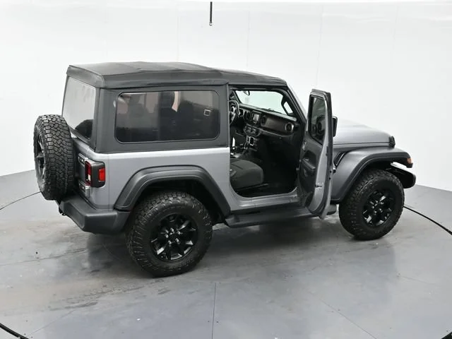 Used 2020 Billet Silver Metallic Clearcoat Jeep Willys Sport image 41