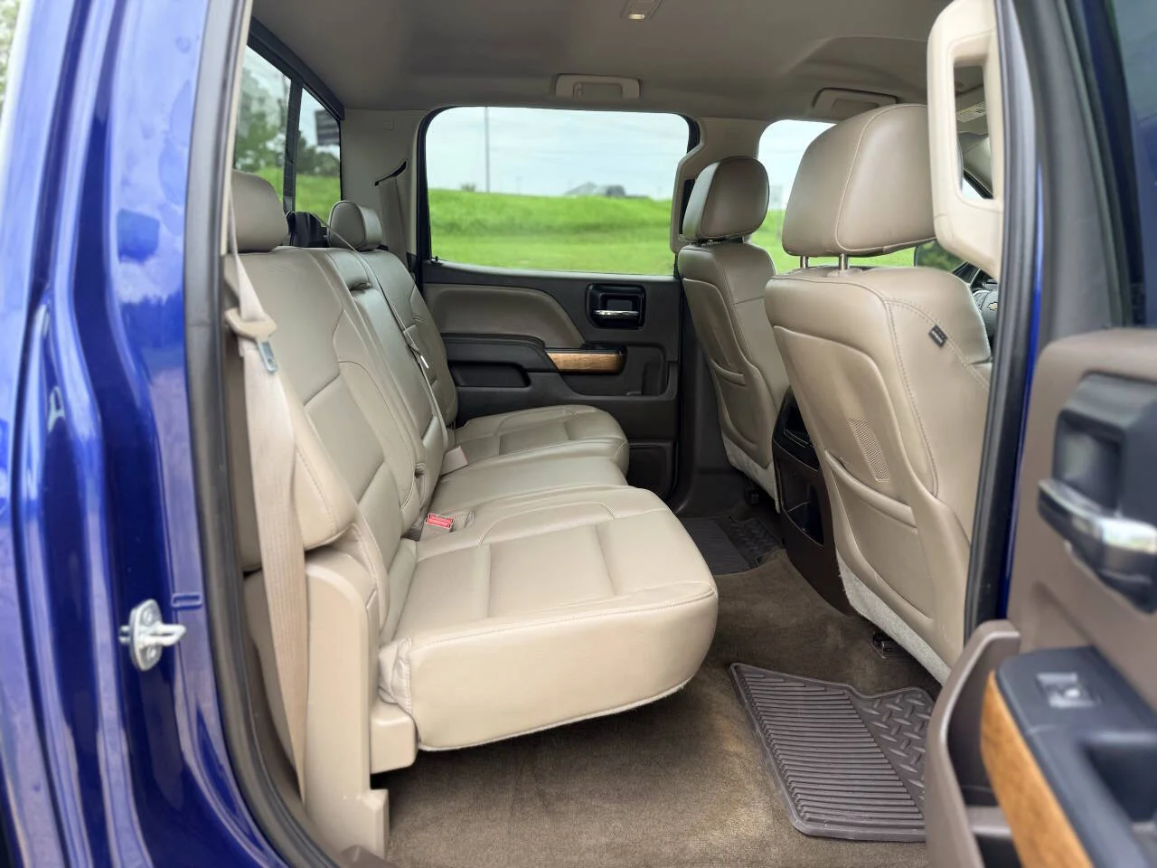 Used 2014 Blue Chevrolet LTZ Z71 4x2 4dr Crew Cab 5.8 ft. SB image 15