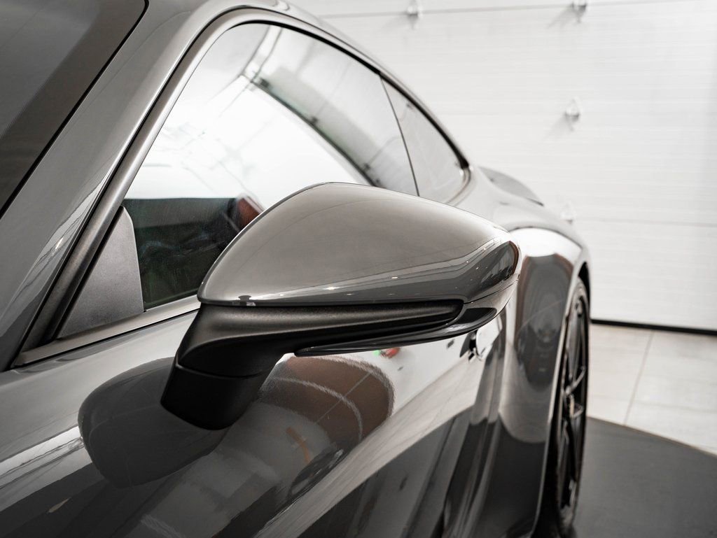 2025 Porsche 911 GTS - Photo 16