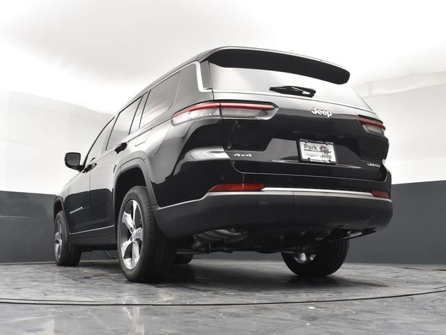 New 2026 Diamond Black Crystal Pearl-Coat Exterior Paint Jeep Limited image 22