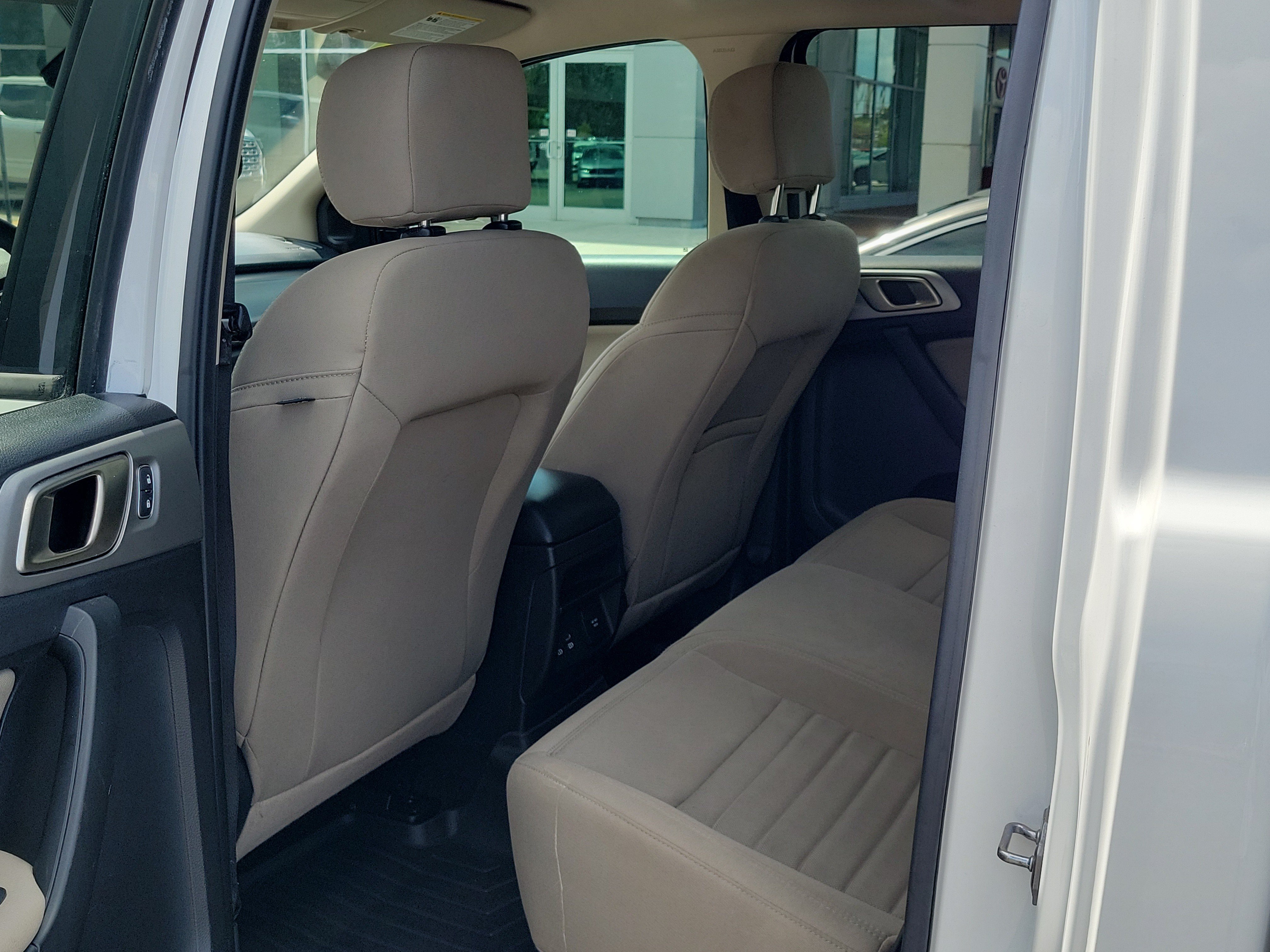 Used 2020 Oxford White Ford XLT image 12