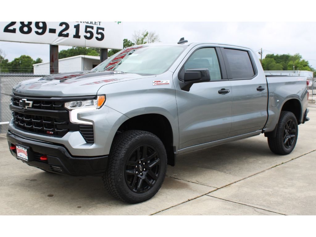 New 2026 Sterling Gray Metallic Chevrolet LT Trail Boss image 2