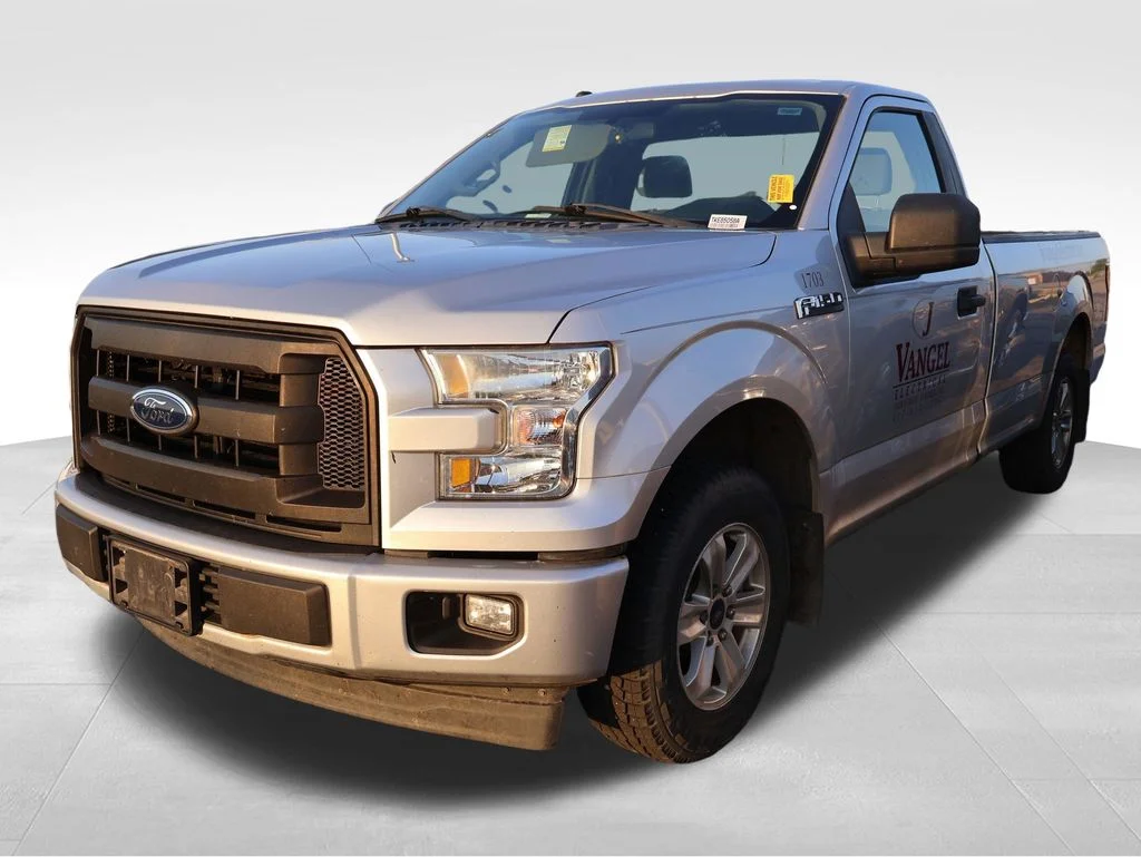 Used 2017 Silver Ford XL image 8