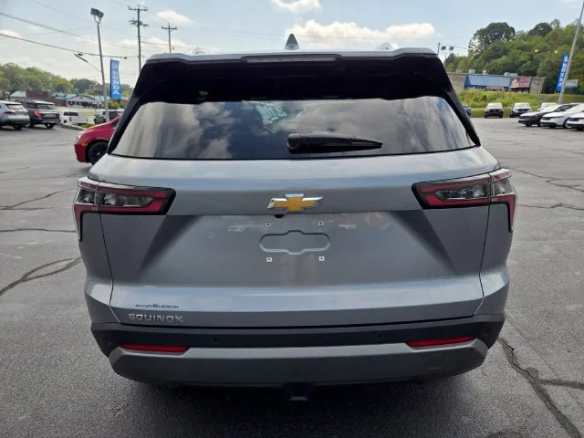 Used 2025 Gray Chevrolet LT image 7