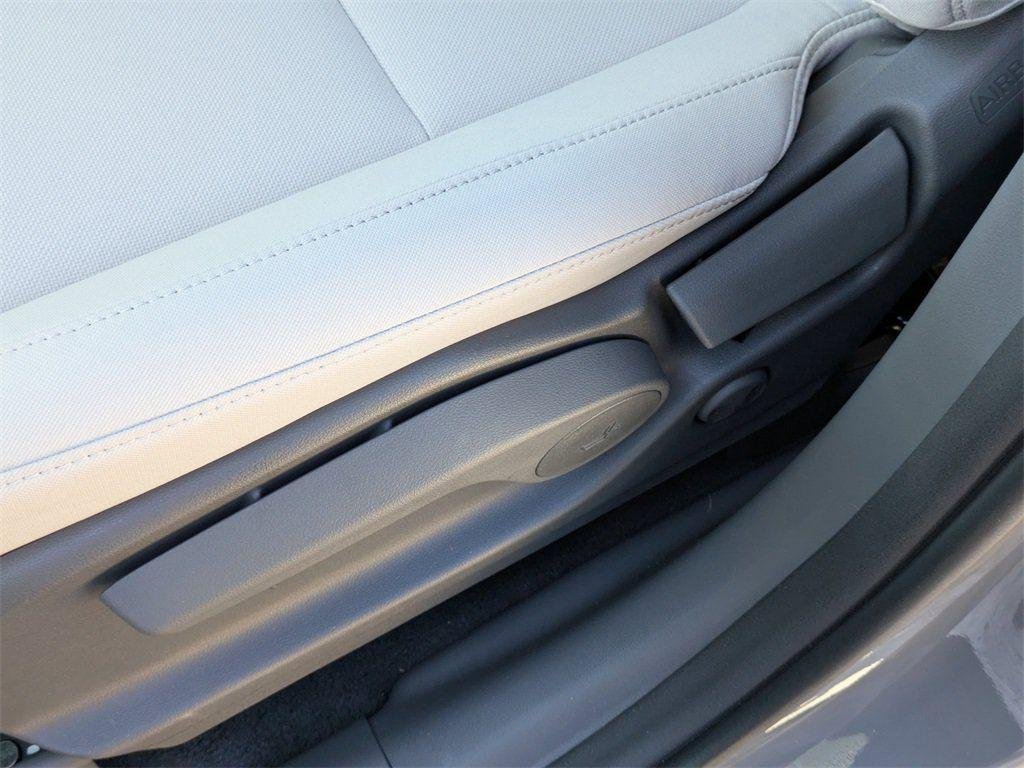 New 2026 Black Hyundai SE FWD image 21