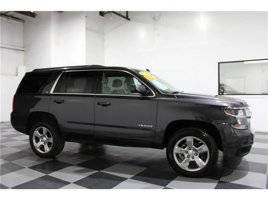 2017 Chevrolet Tahoe 2WD LT's photo