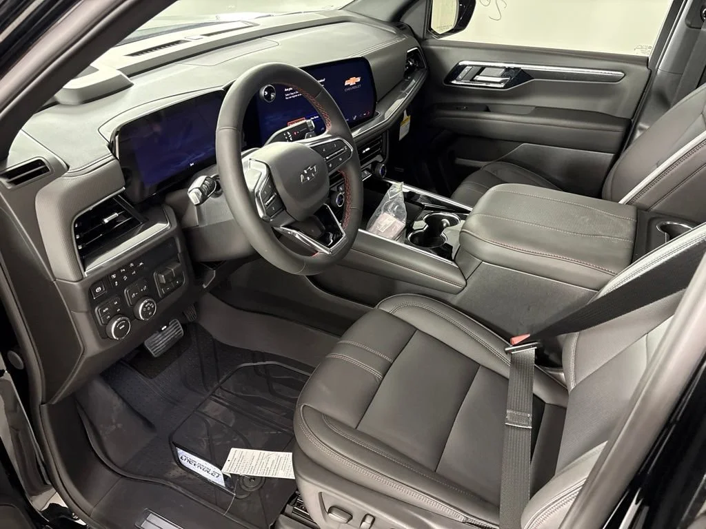 2026 Chevrolet Suburban RST - Photo 38