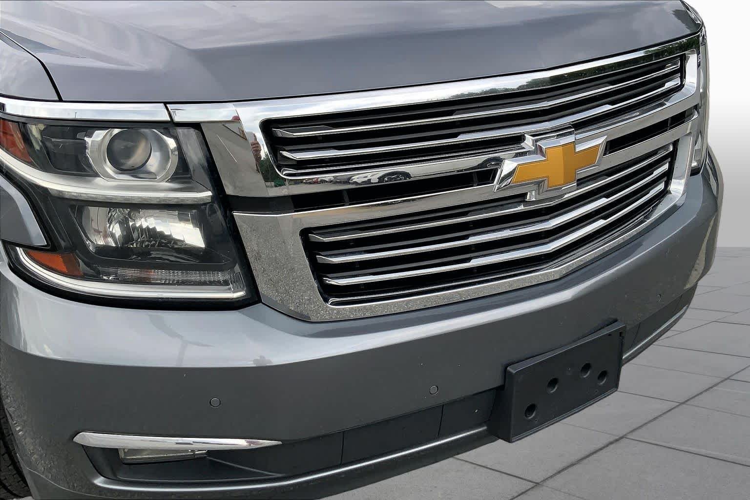 Used 2018 Satin Steel Metallic Chevrolet Premier image 29