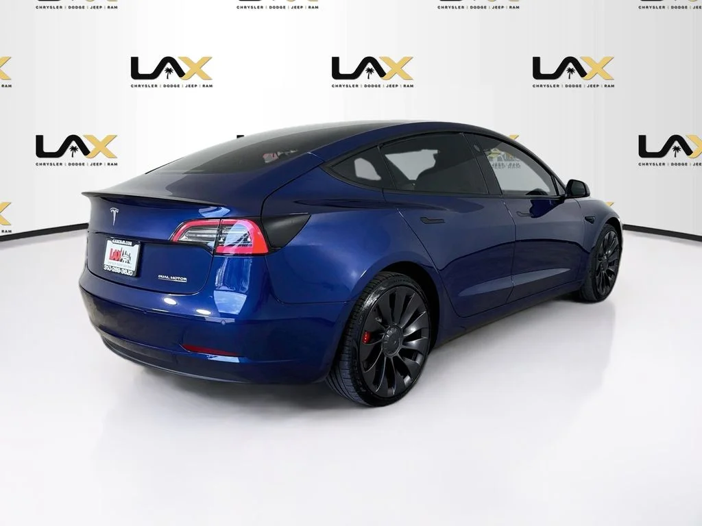 Used 2022 Blue Tesla Performance image 7