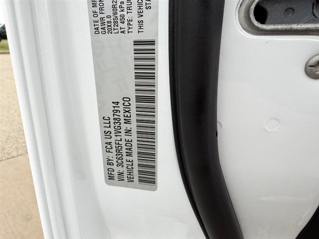 New 2027 Bright White Clear-Coat Exterior Paint RAM Laramie image 22