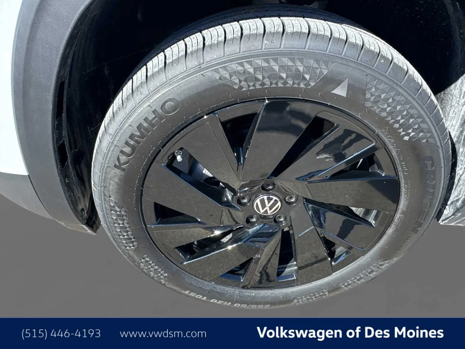 New 2026 Opal White Pearl Volkswagen 2.0T SE w/Technology image 8