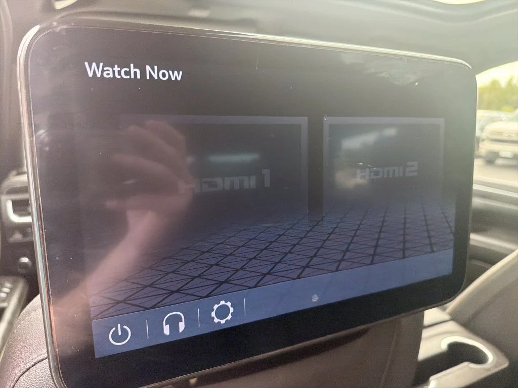 2023 GMC Yukon SLT - Photo 37