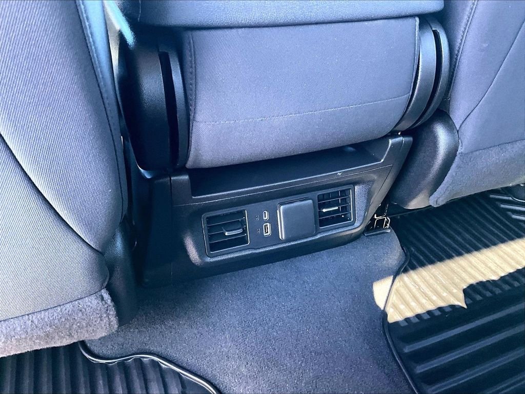 Used 2023 White Chevrolet LT image 28