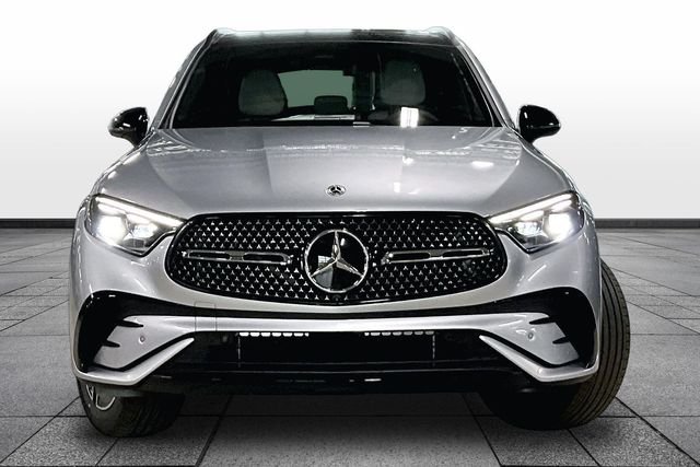 New 2026 Cirrus Silver Metallic Mercedes-Benz GLC 300 image 2