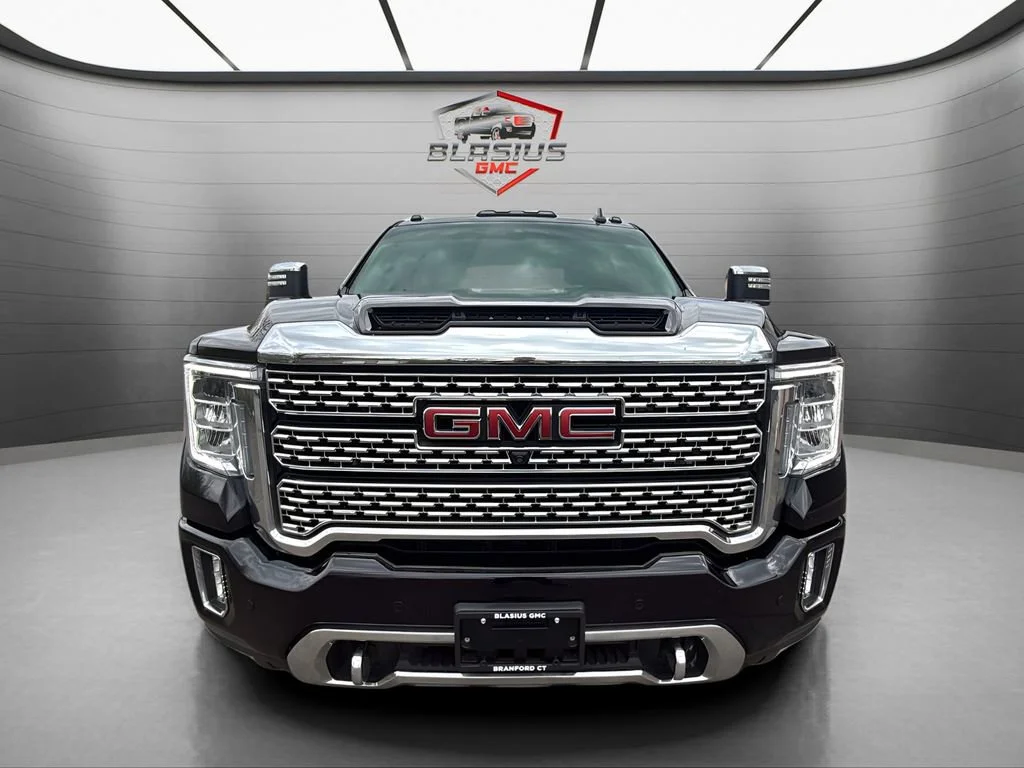 Used 2023 Onyx Black GMC Denali image 8