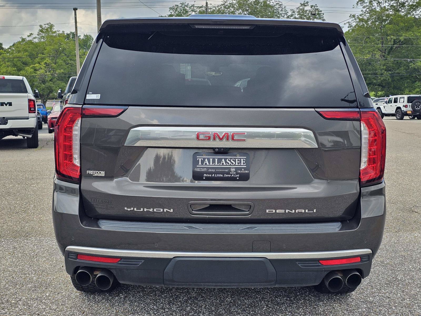 2021 GMC Yukon XL Denali - Photo 9