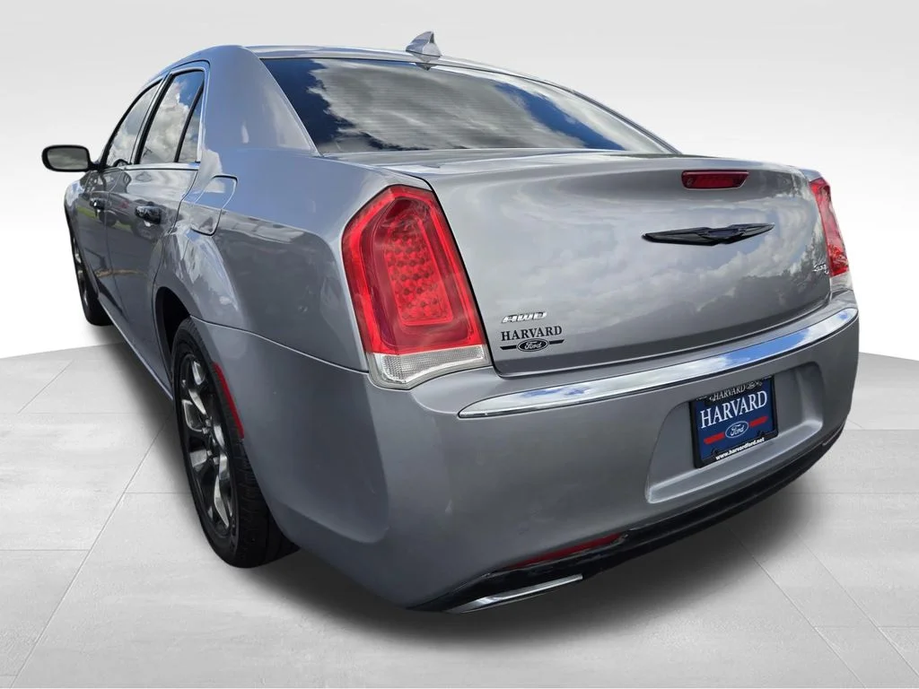 Used 2015 Billet Silver Metallic Clearcoat Chrysler C image 42