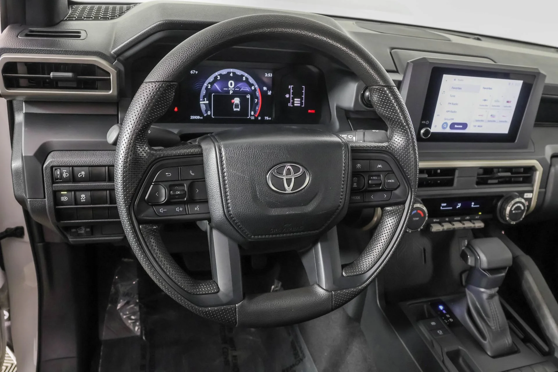 Used 2024 White Toyota SR image 25