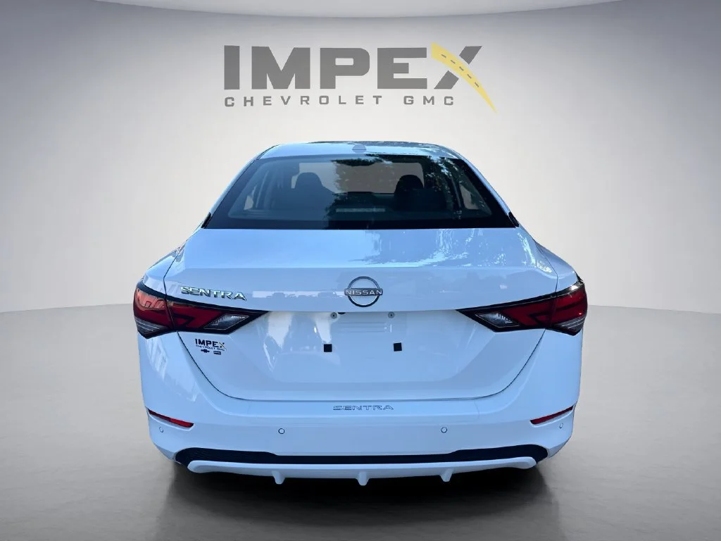 Used 2025 White Nissan SV image 4