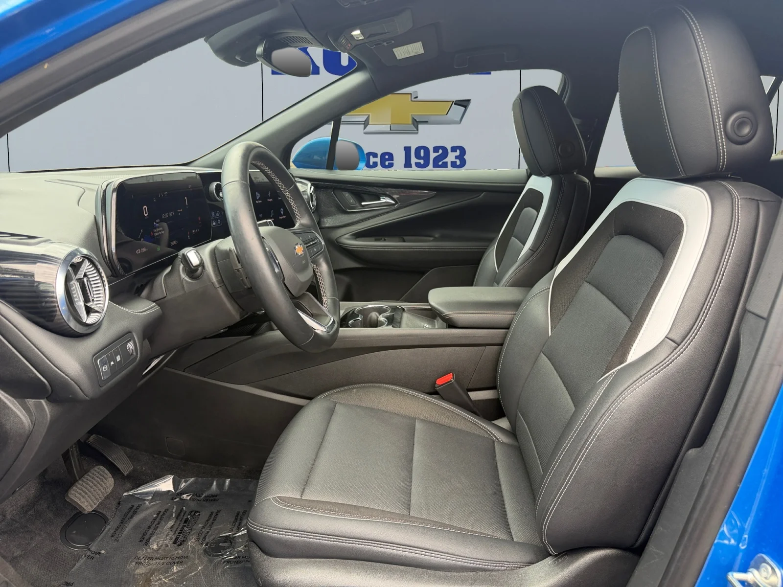 Used 2024 Riptide Blue Metallic Chevrolet LT image 10
