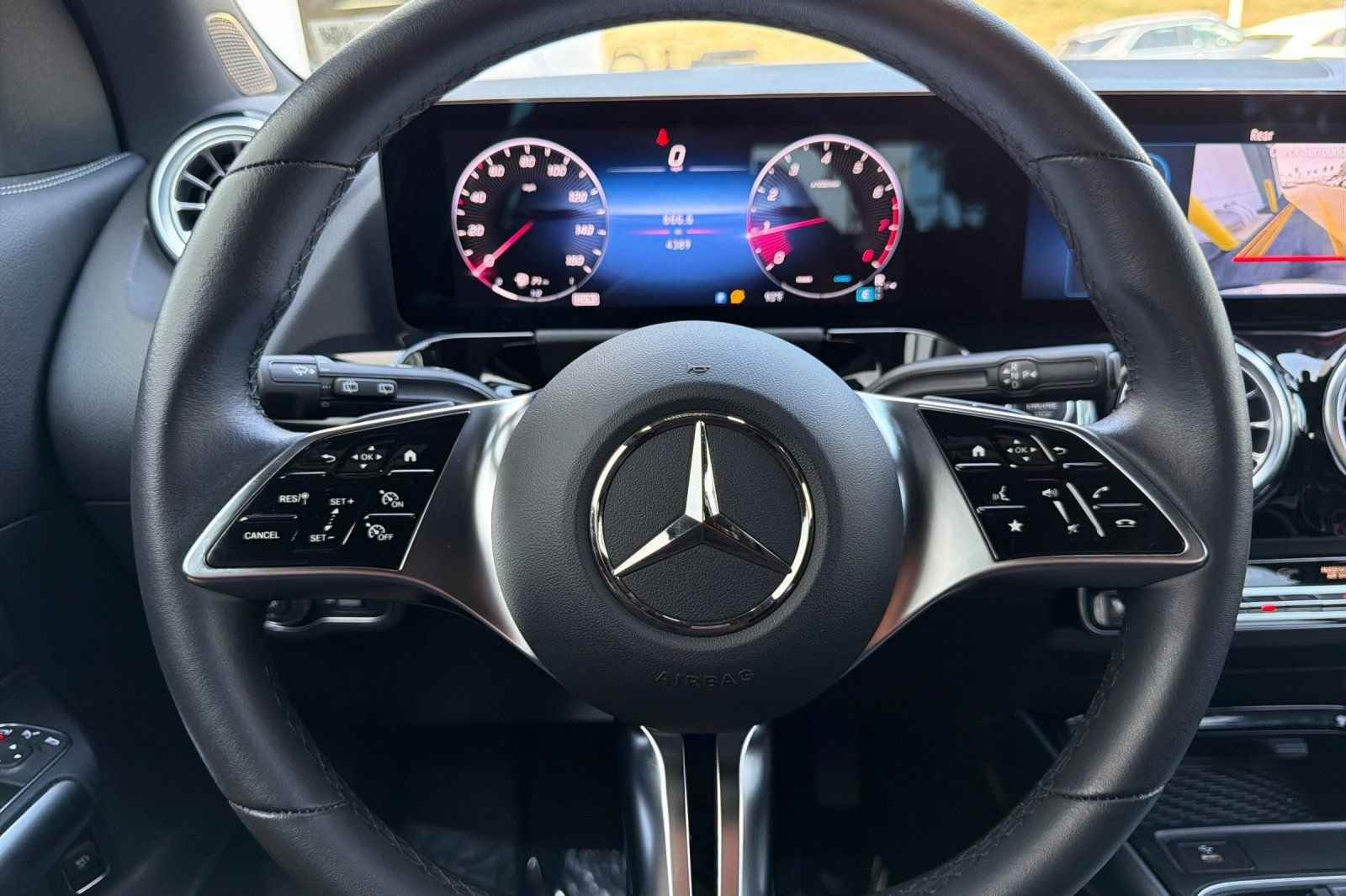 Used 2025 Black Mercedes-Benz GLA 250 image 25